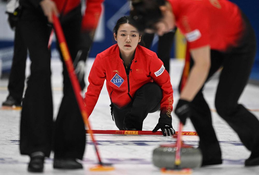 恭喜!全红婵师哥晒庆生照,美丽妻子怀孕,谢哥:提前看见三人份影子.